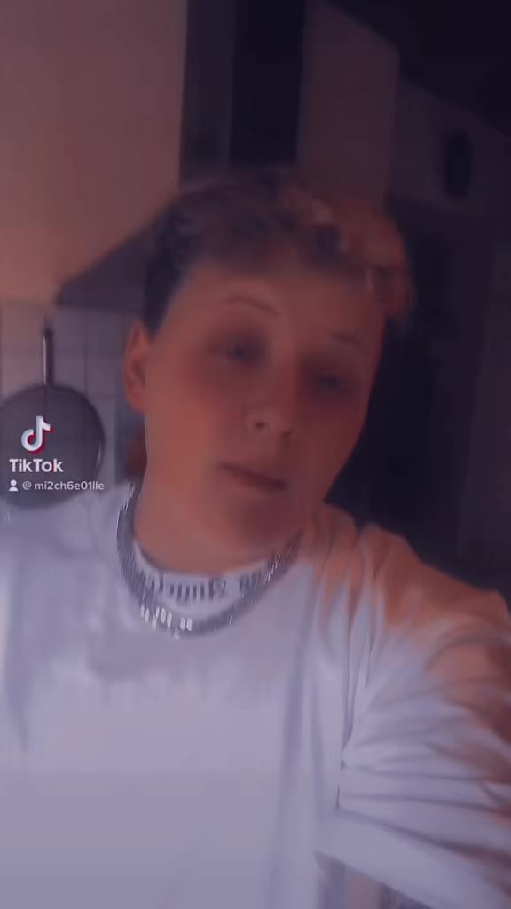 @Michelle🏳️🌈♾️