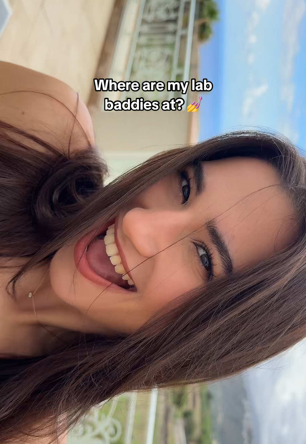 @Emilia the Chemist👩🏽🔬💃