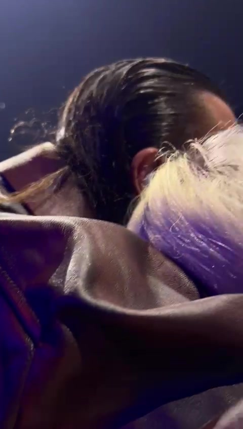 @Blondhell__