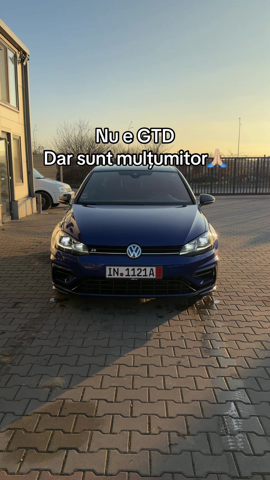 @Toni