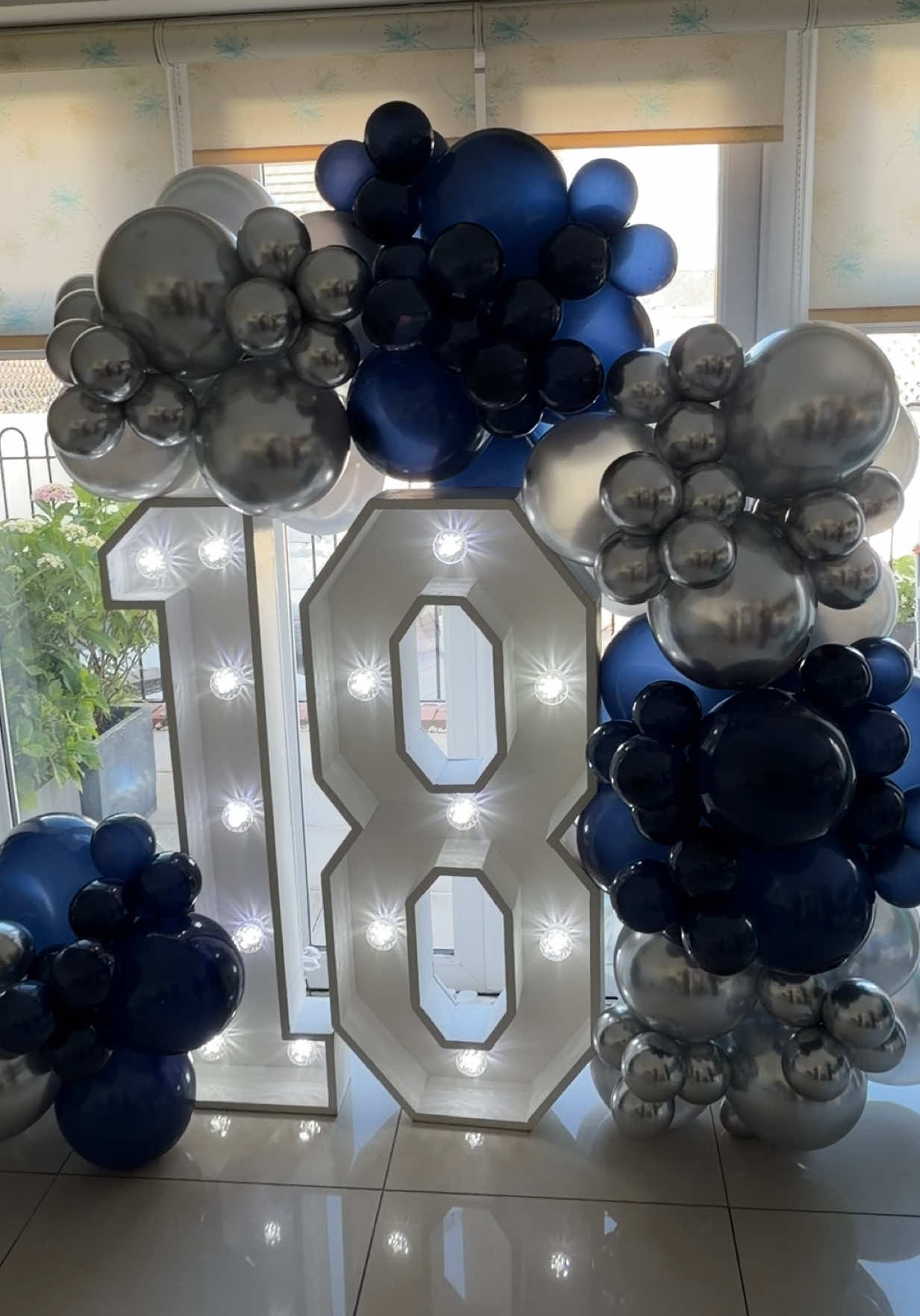 @TheBalloonBoutique