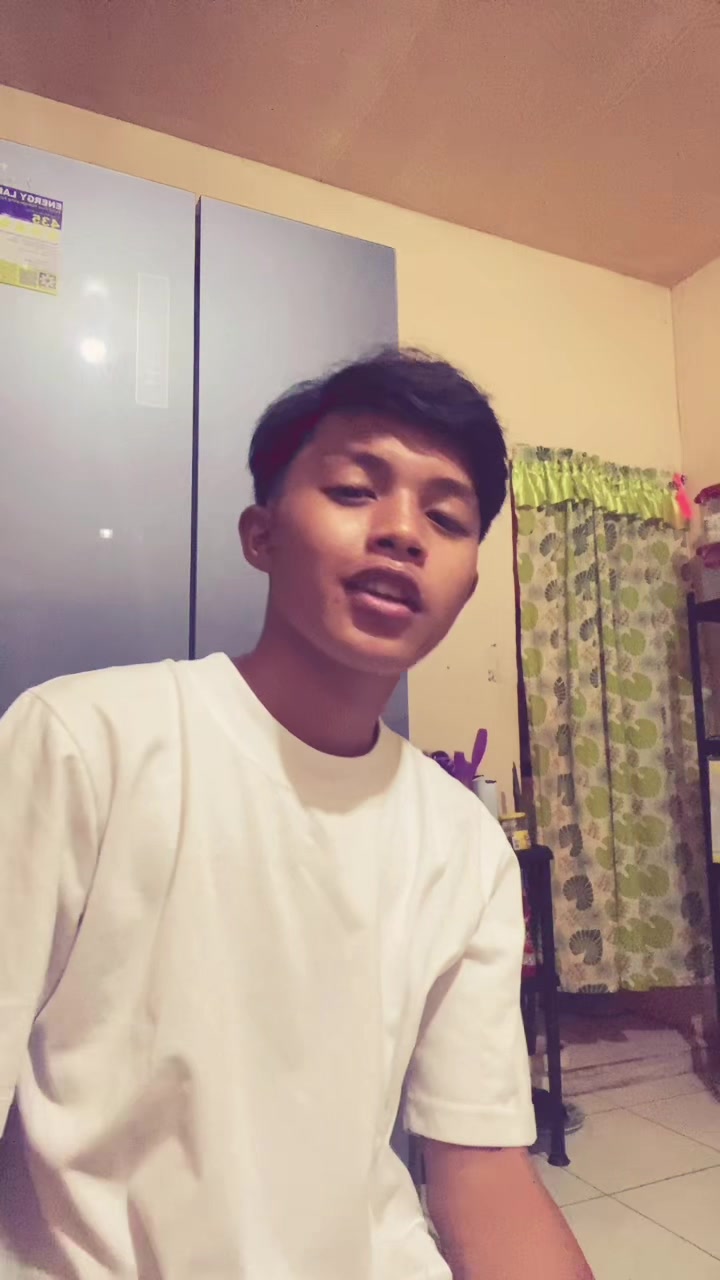 @exlsv_dhy on ig