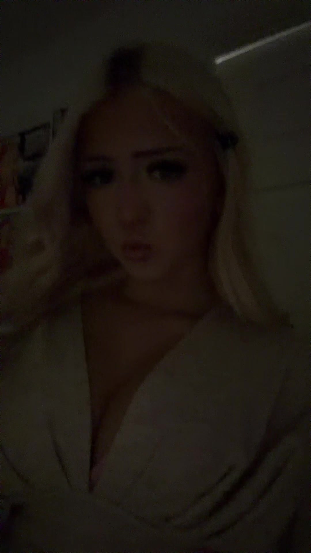 @ellieeliza0