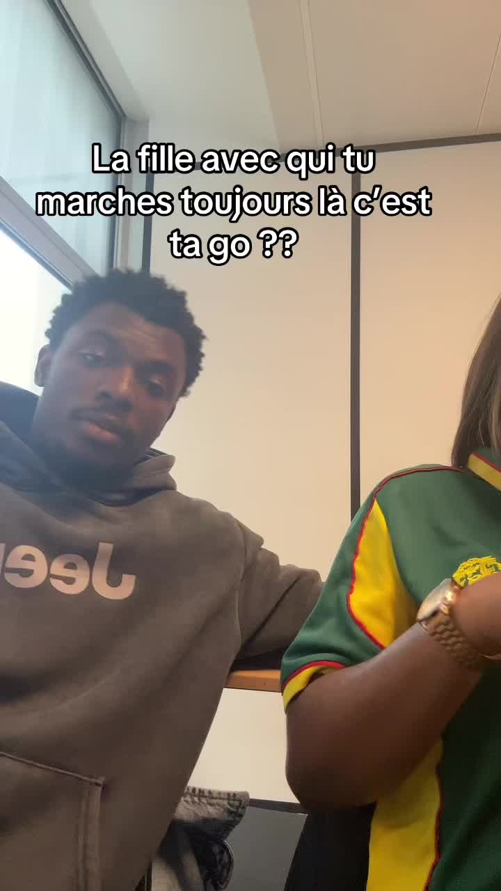 @C’EST CHRIS