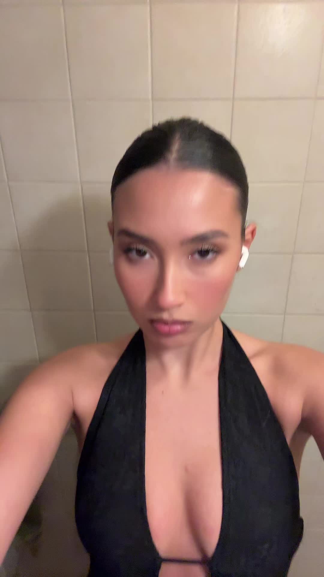 @Emilia