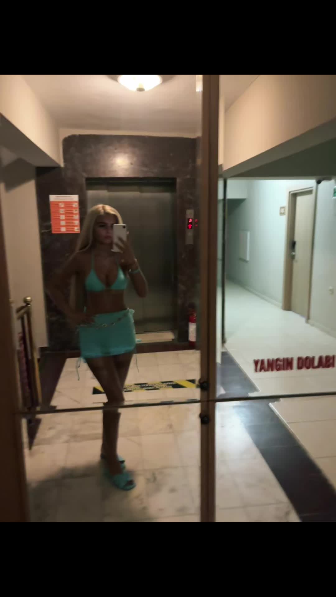 @𝓒𝓱𝓮𝓵𝓼𝓮𝓪 𝓒𝓸𝓷𝓻𝓸𝔂💕