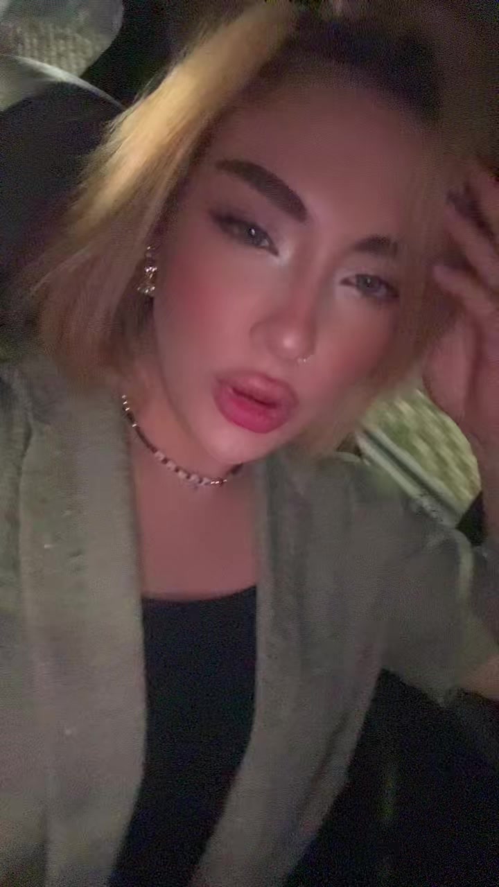@Kiana