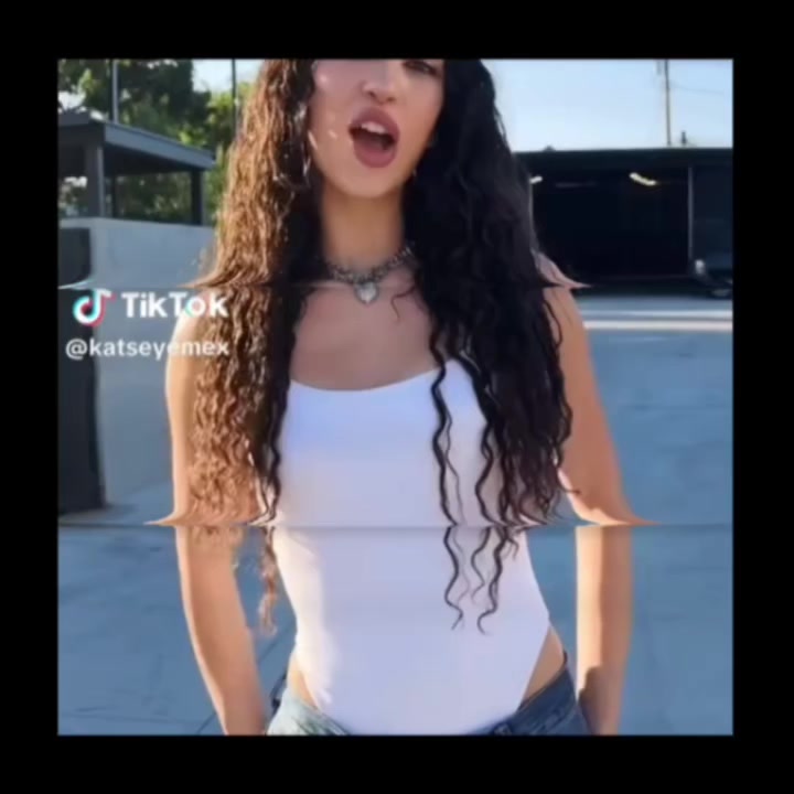 @💜🩵🙄🙄~~𝑖𝑠𝑎~~💅💅🩵💜