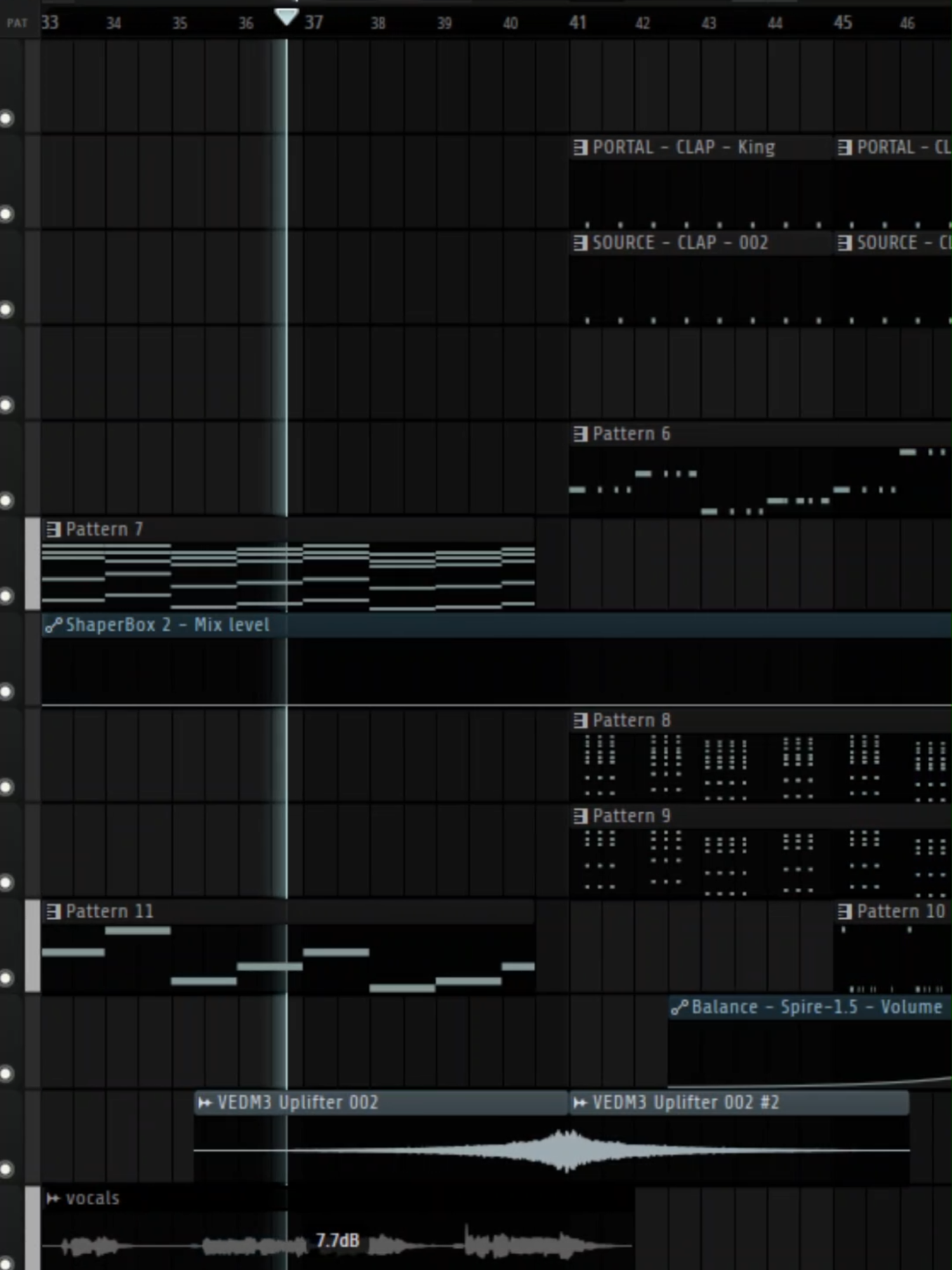 @𝙆𝙍𝘼𝙕𝙔𝘾𝙃𝙍𝙄𝙎🎹