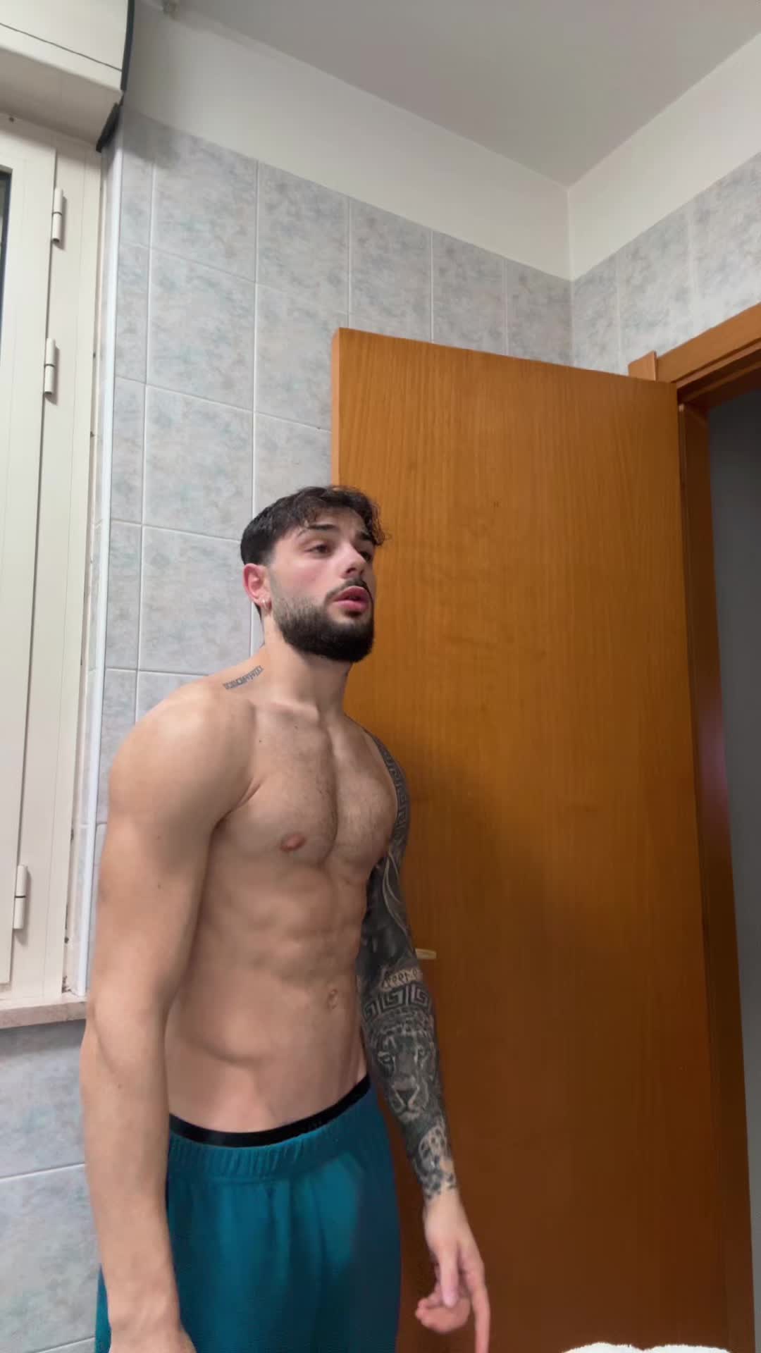 @P I O  C O L A N E R O🧊