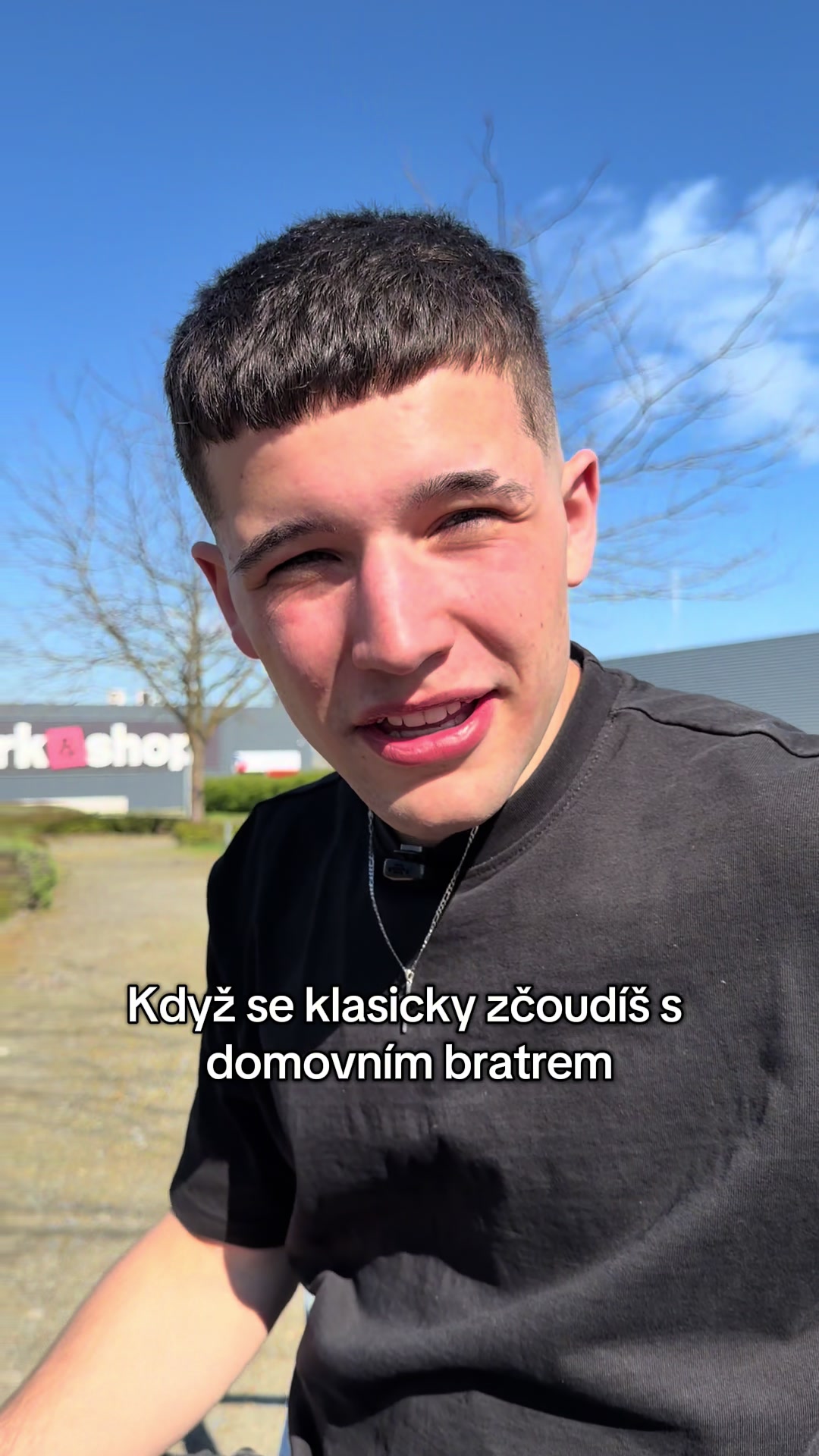 @DOMOVN&Iacute; BRATŘI👑