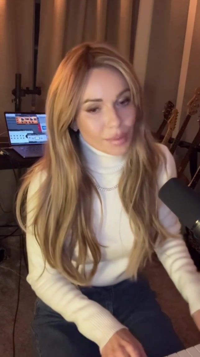 @jakubaqauria