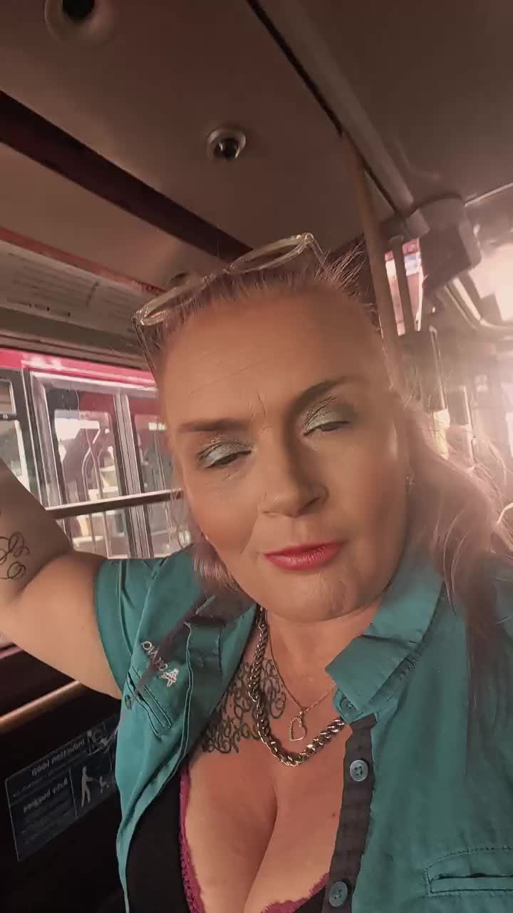 @sexybabeX143X