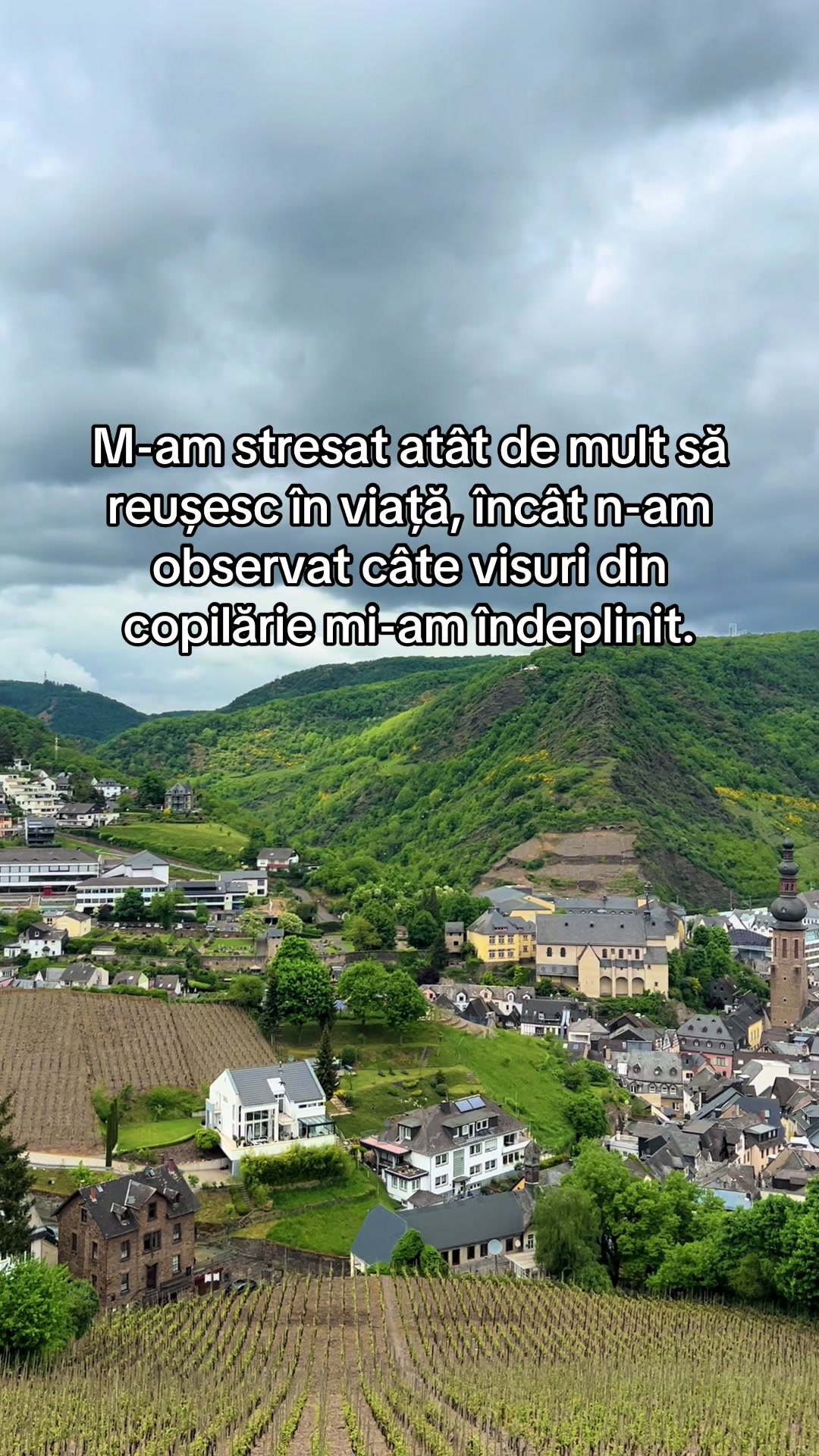 @A. ᥫ᭡