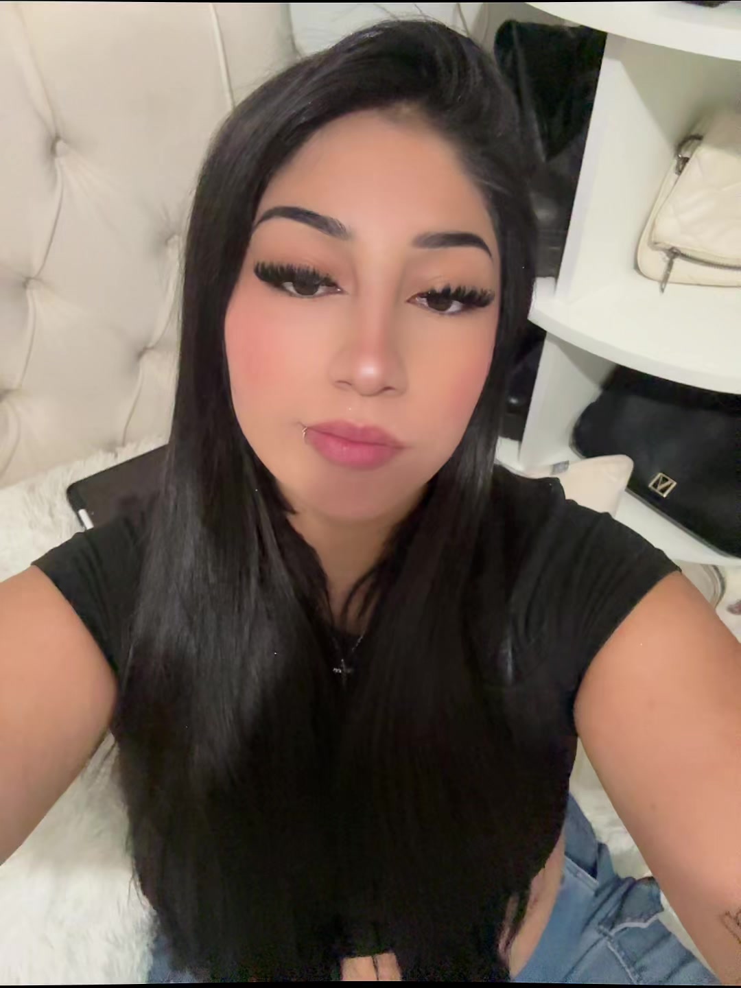 @Antooo_a.v