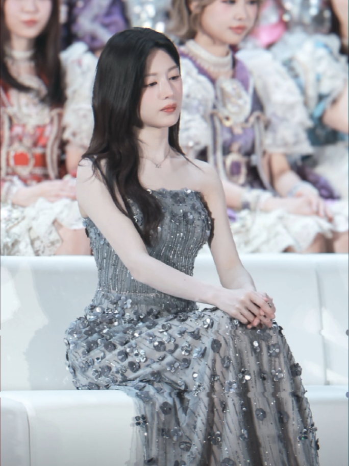 @yj