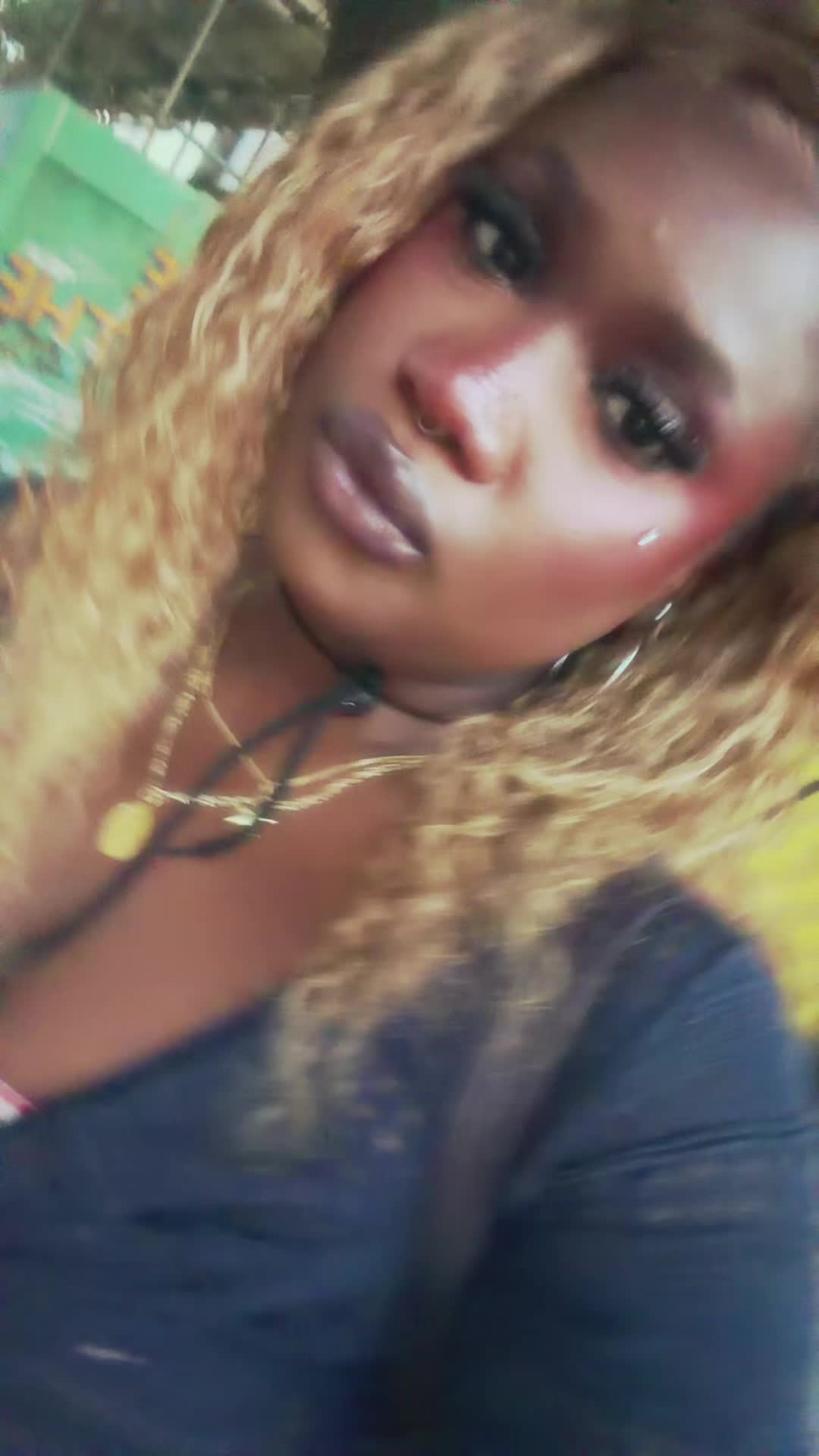 @lorettii00