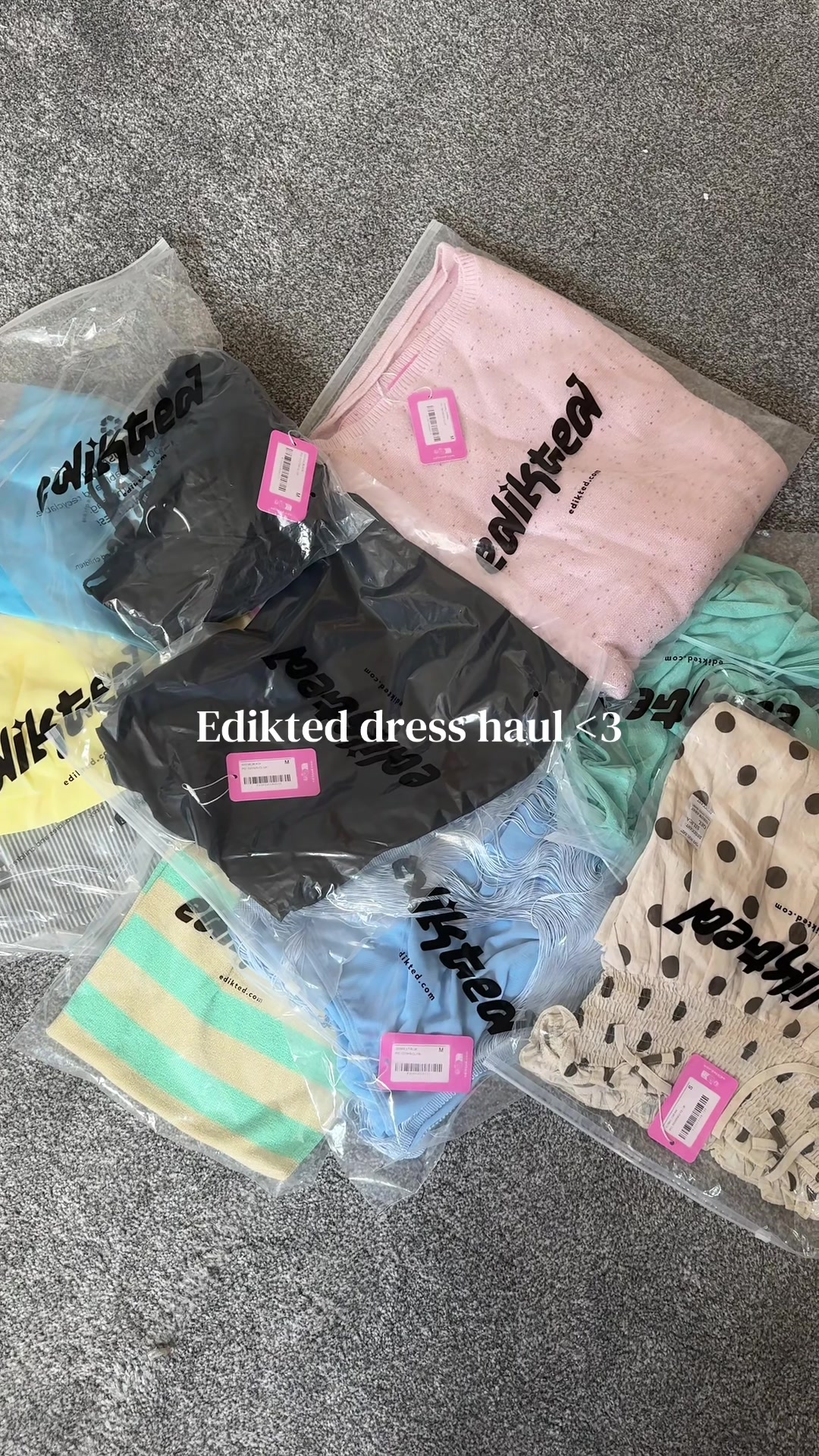 @Caits