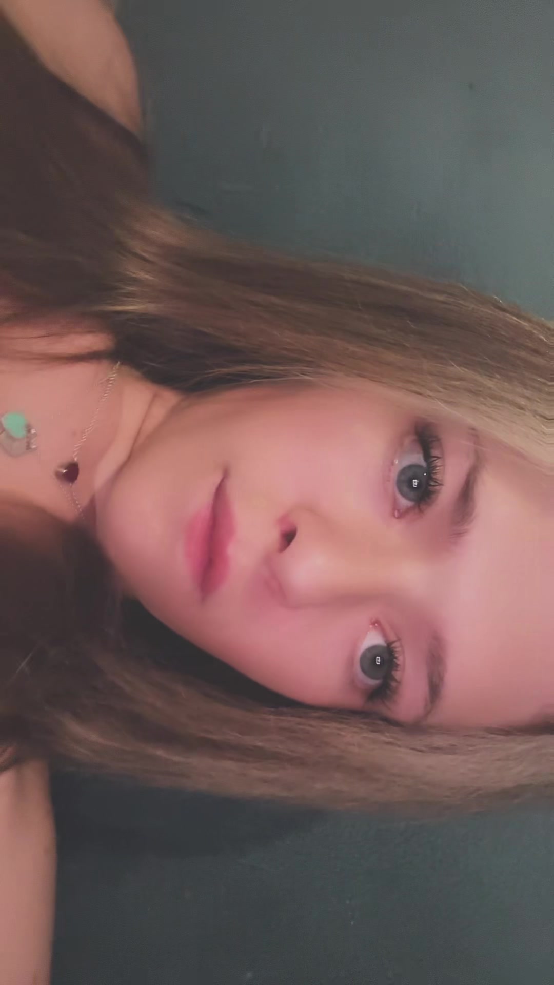 @⃟