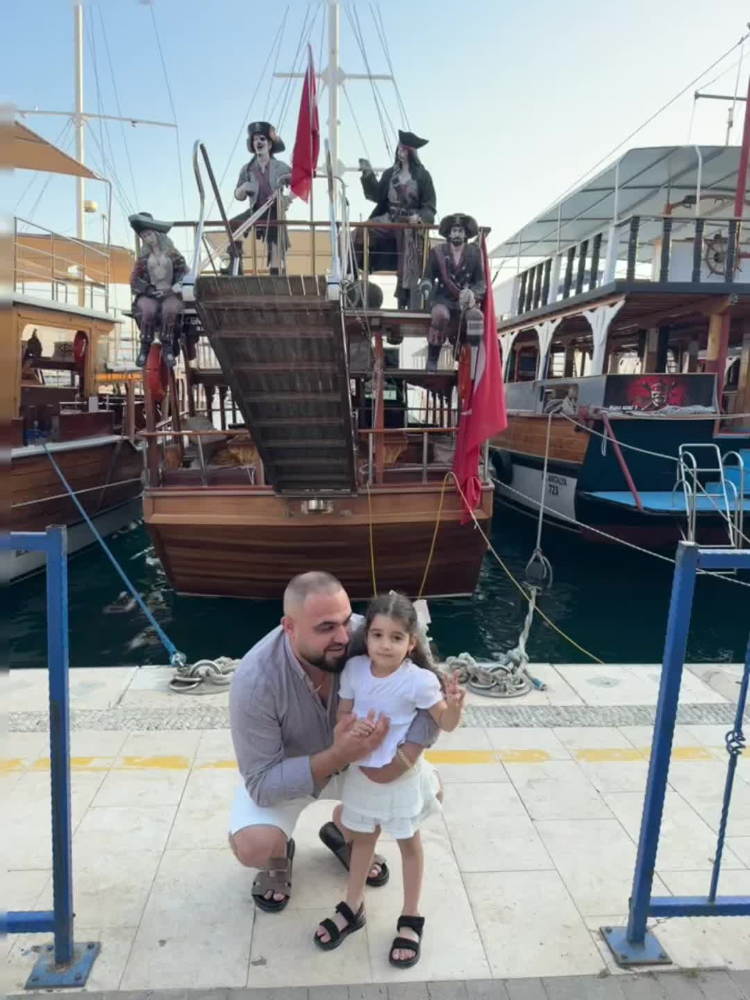 @Moxu-Marinela ❤️