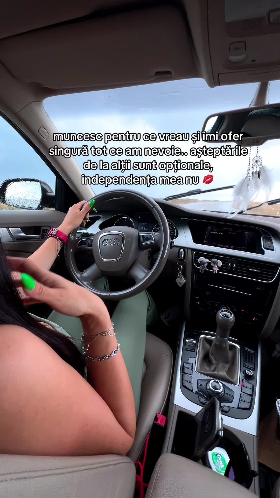 @C Ă T Ă L I N A 🐍