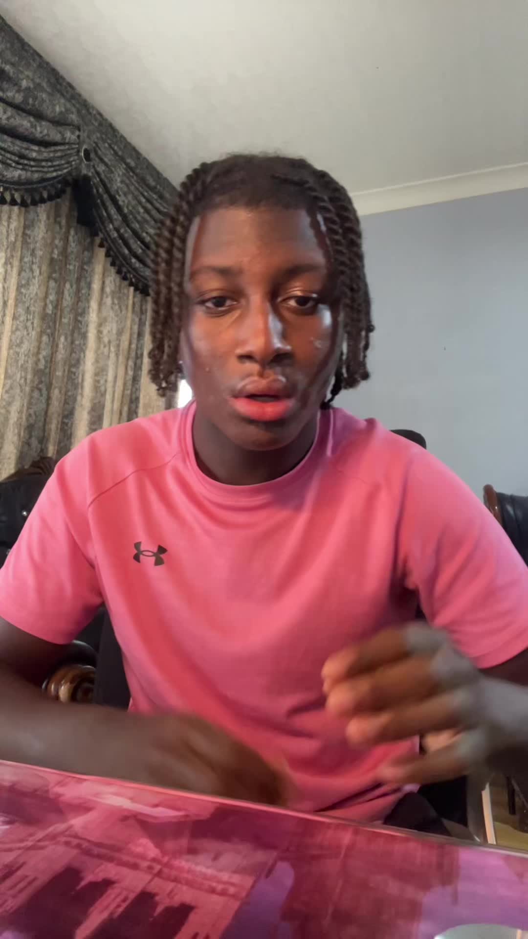 @Avenoire23
