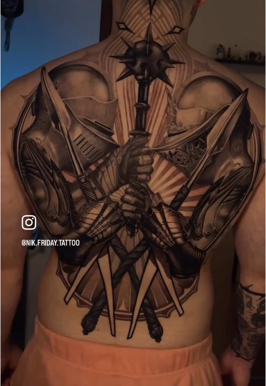 @nik_friday_tattoo