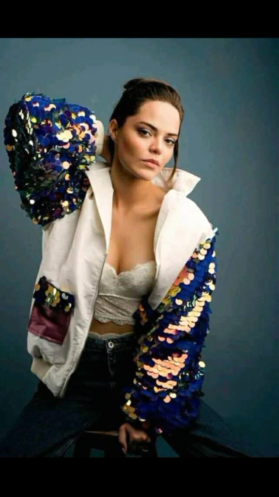 @Ana Maria Aparaschiv