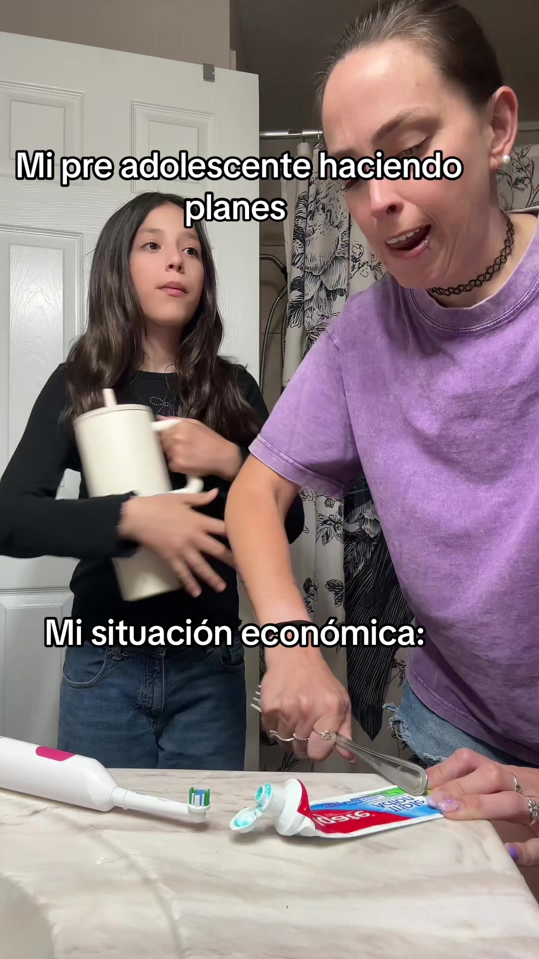 @Mama Latina Moderna