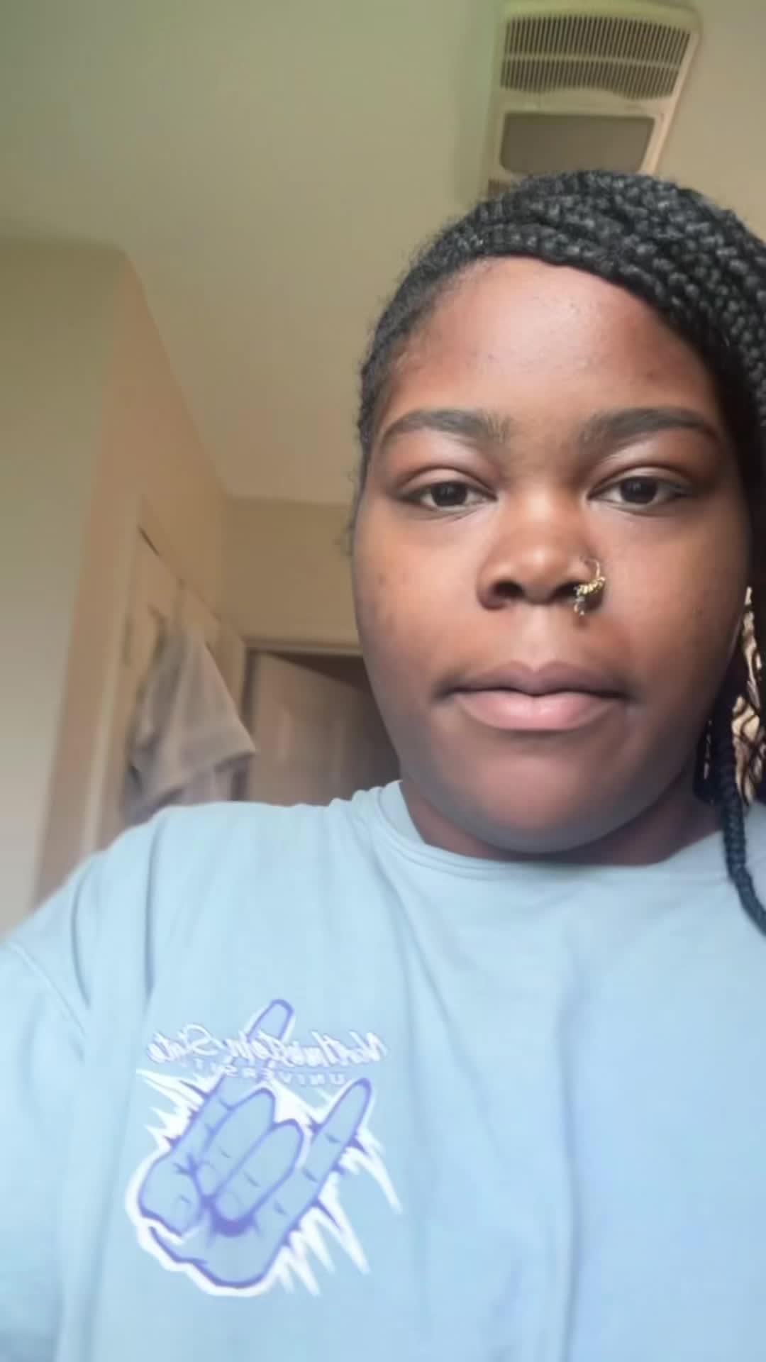 @moneydatbxx😘