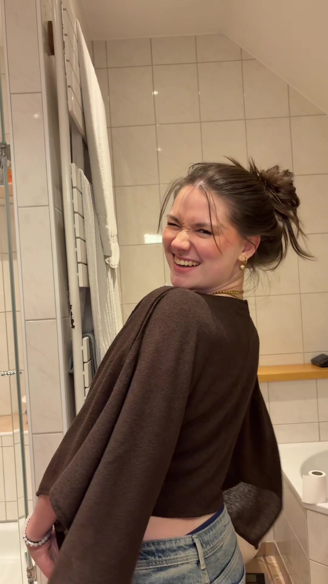 @Johanna_