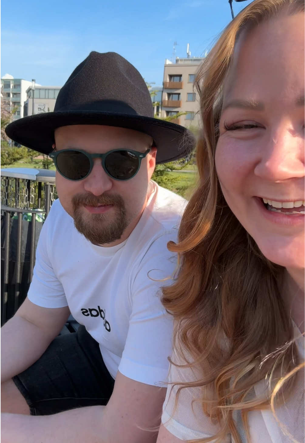 @Helinä