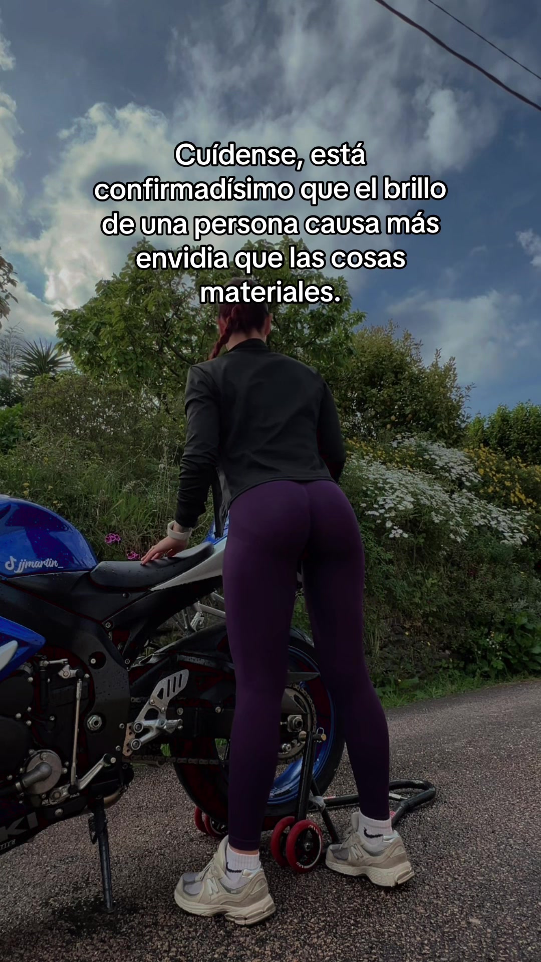 @𝔍𝔢𝔰𝔰 ✌️🏍️