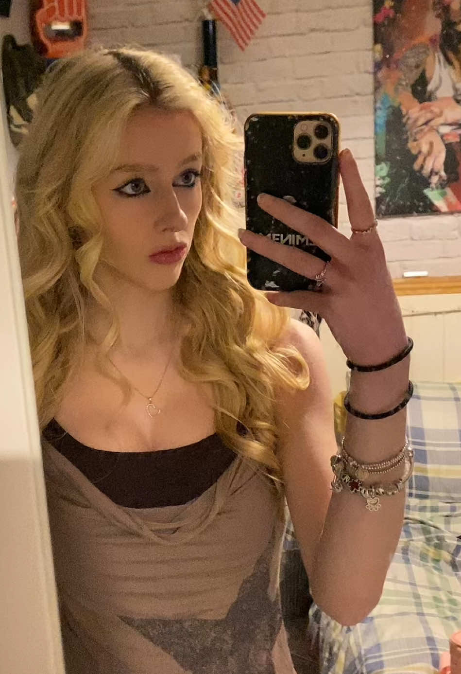 @Eva