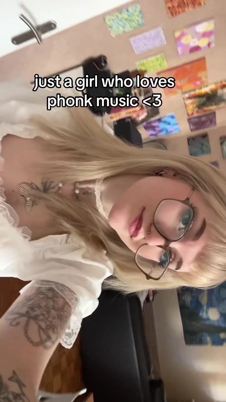 @✮ ⋆ ˚。𖦹 ⋆。°✩