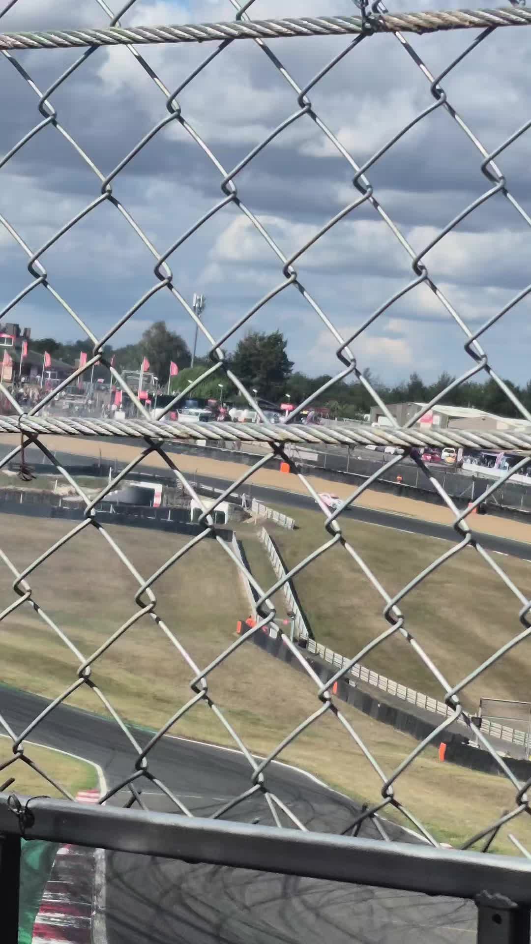 @Motorsport_Harry