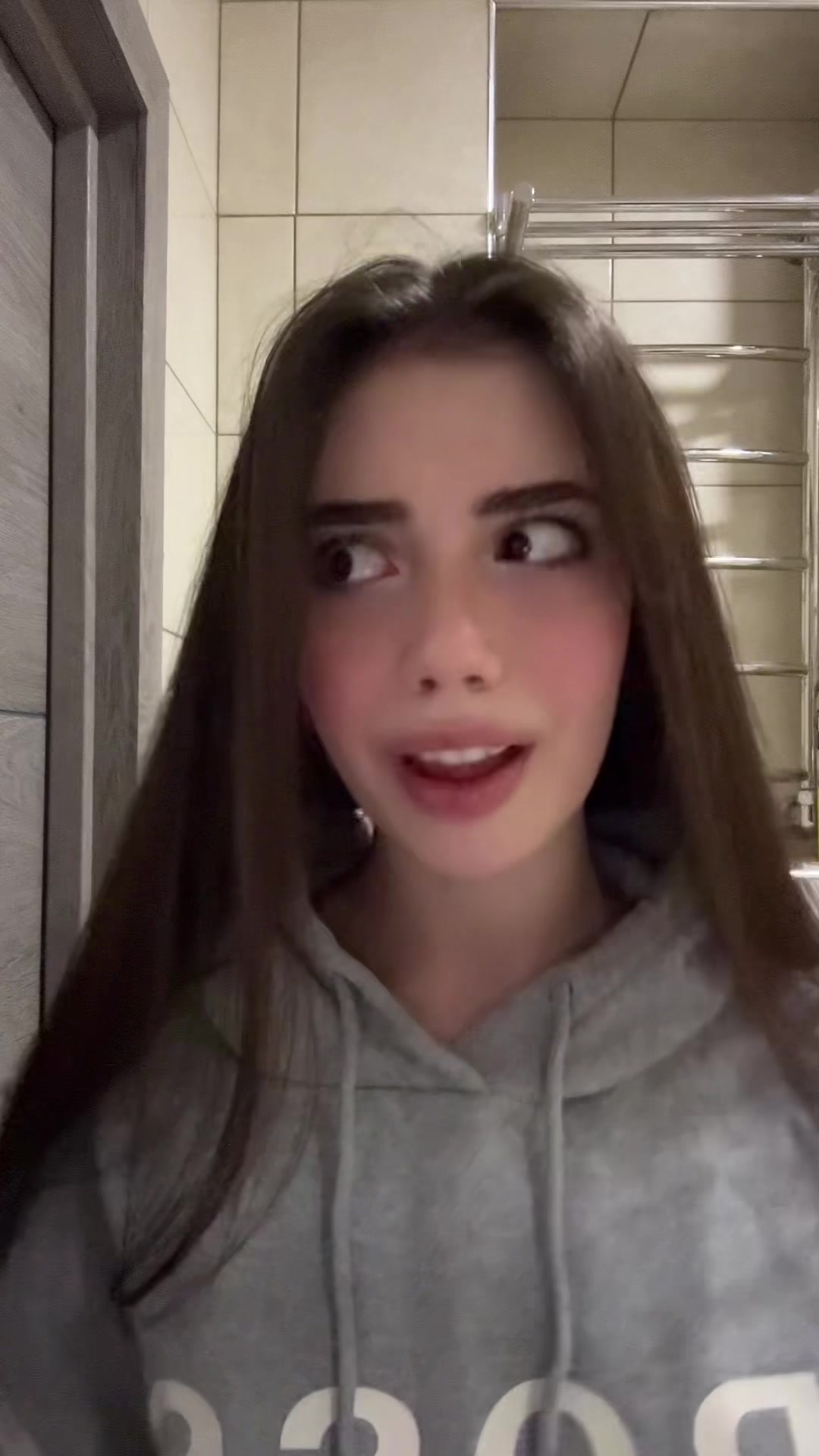 @здесь Стефани