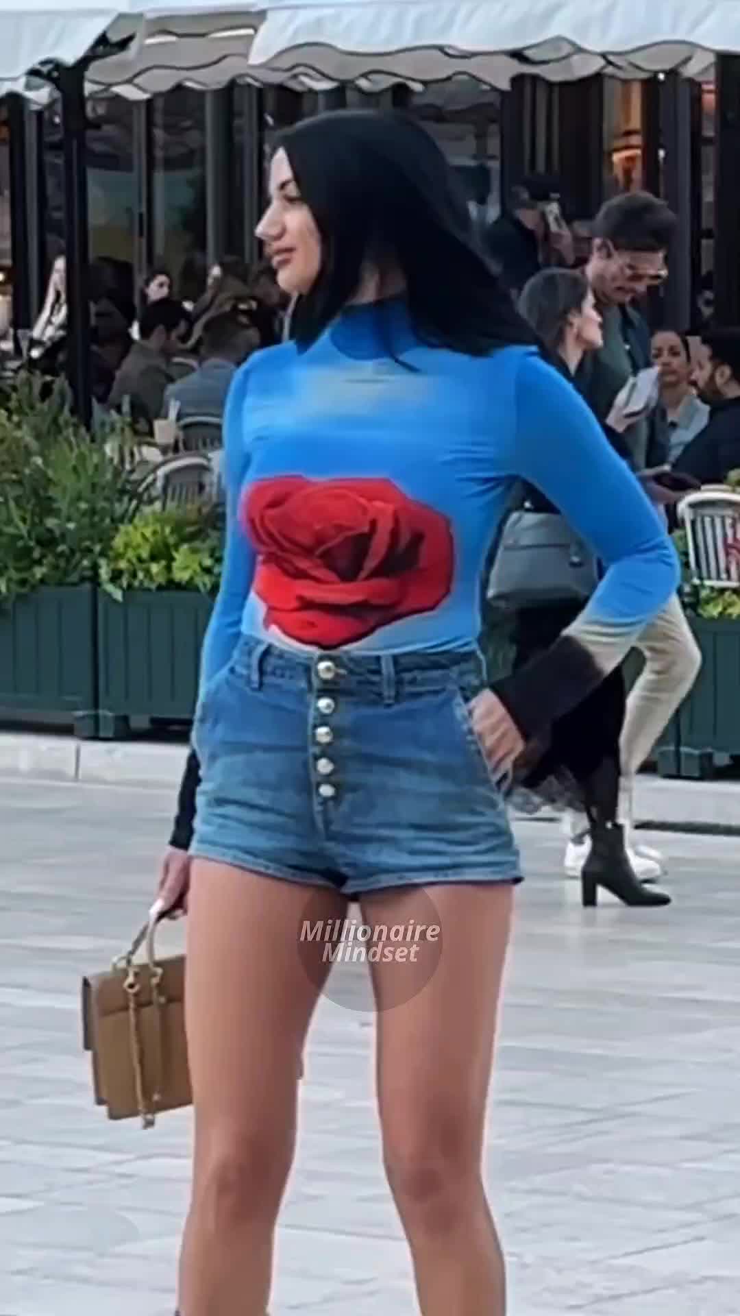 @Sketchora