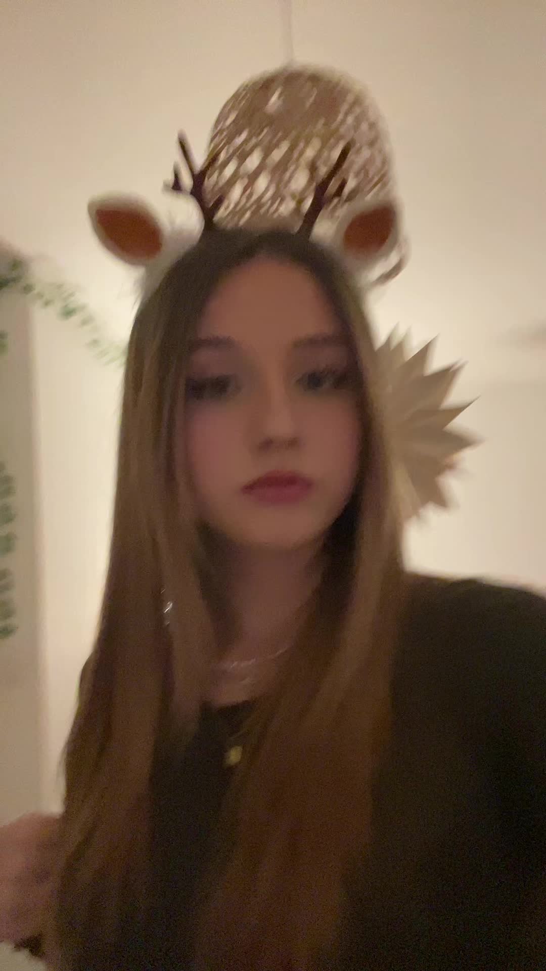 @๐๐๐ง๐ ๐ชฝ