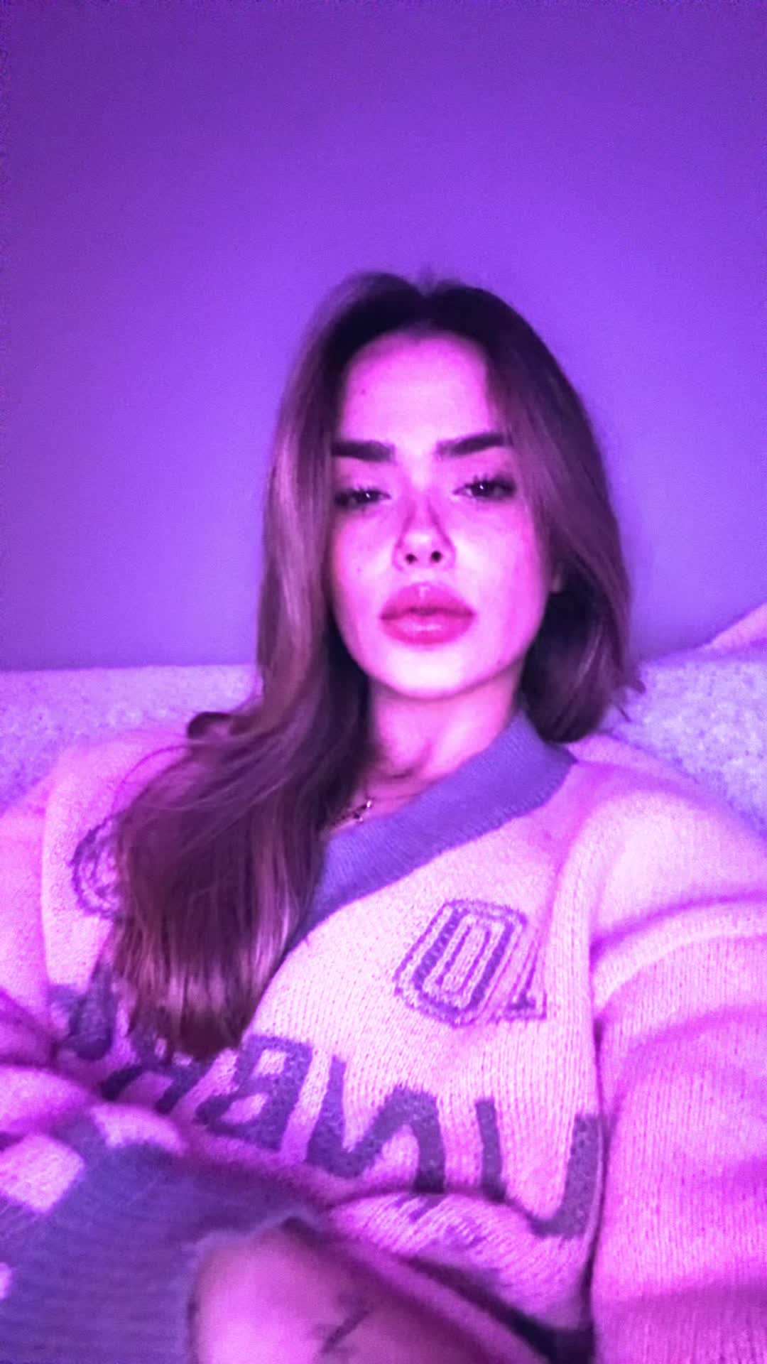 @Esther Guil 🍒
