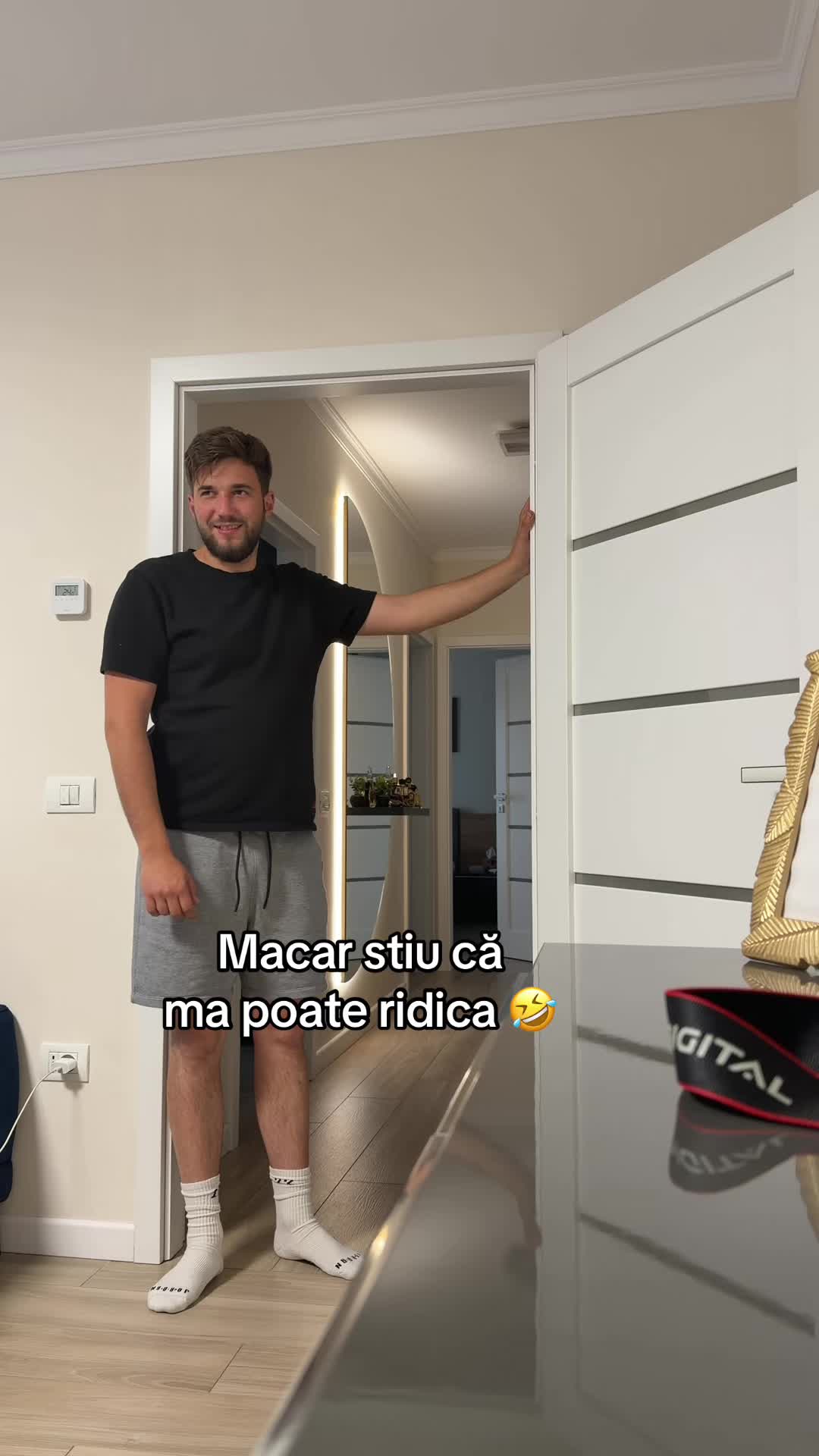 @Iris