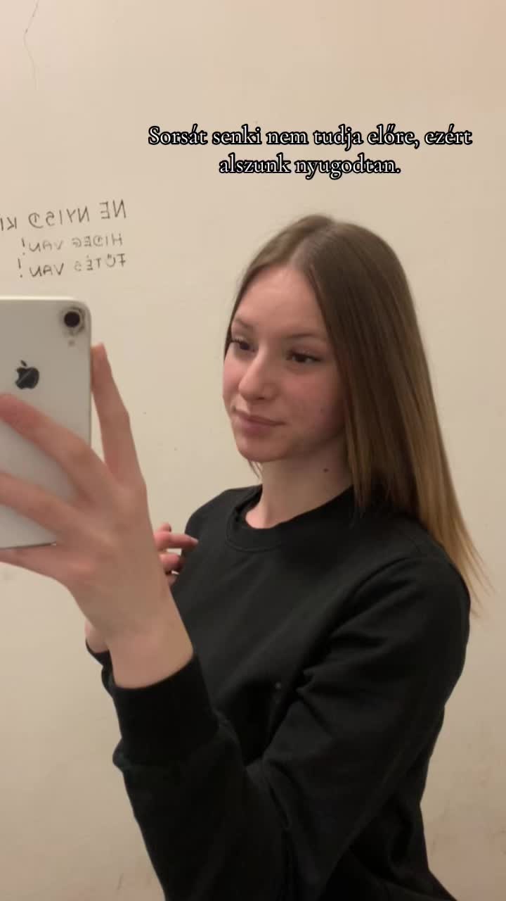 @Szandra