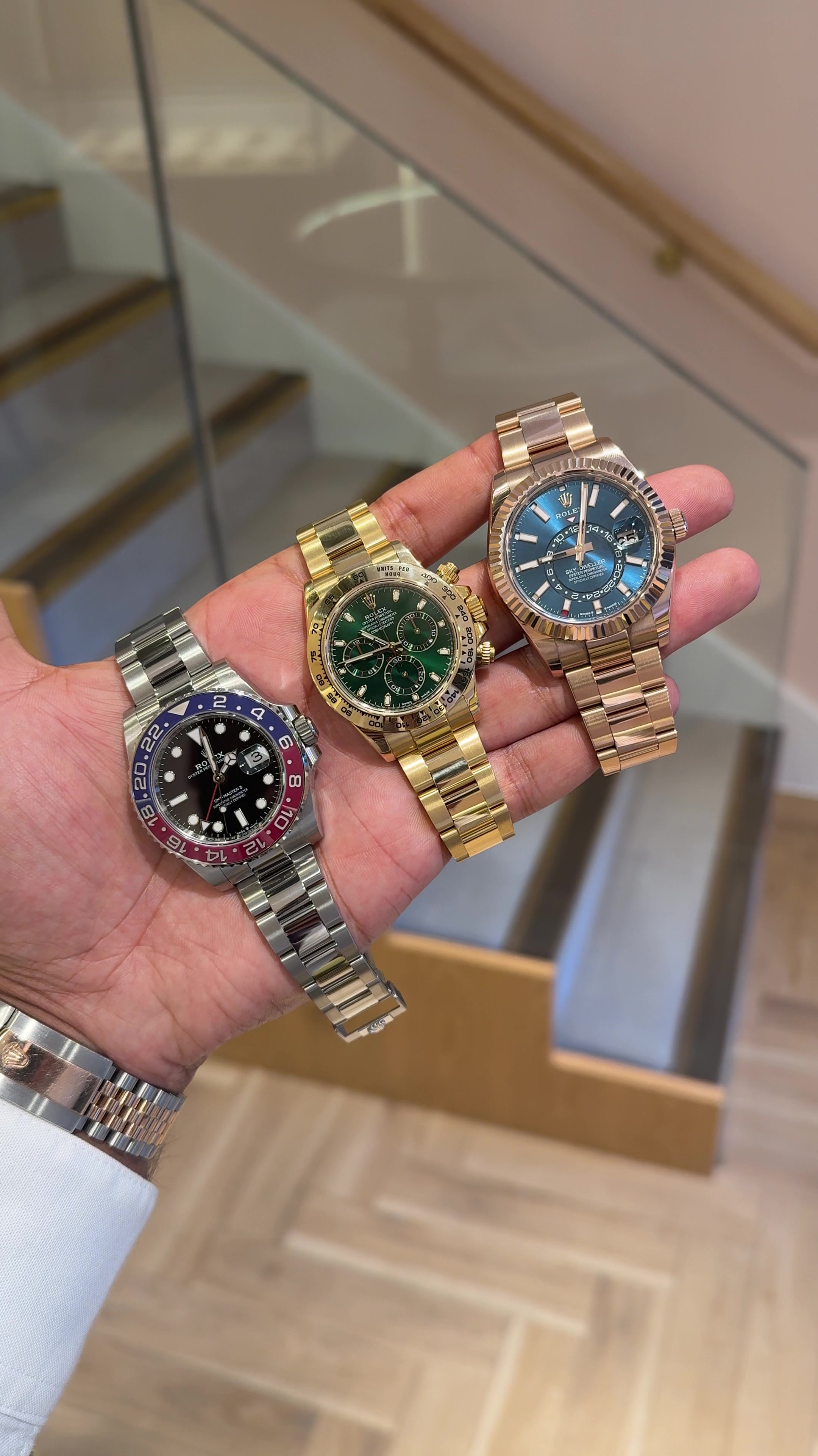 @Luxe Watches