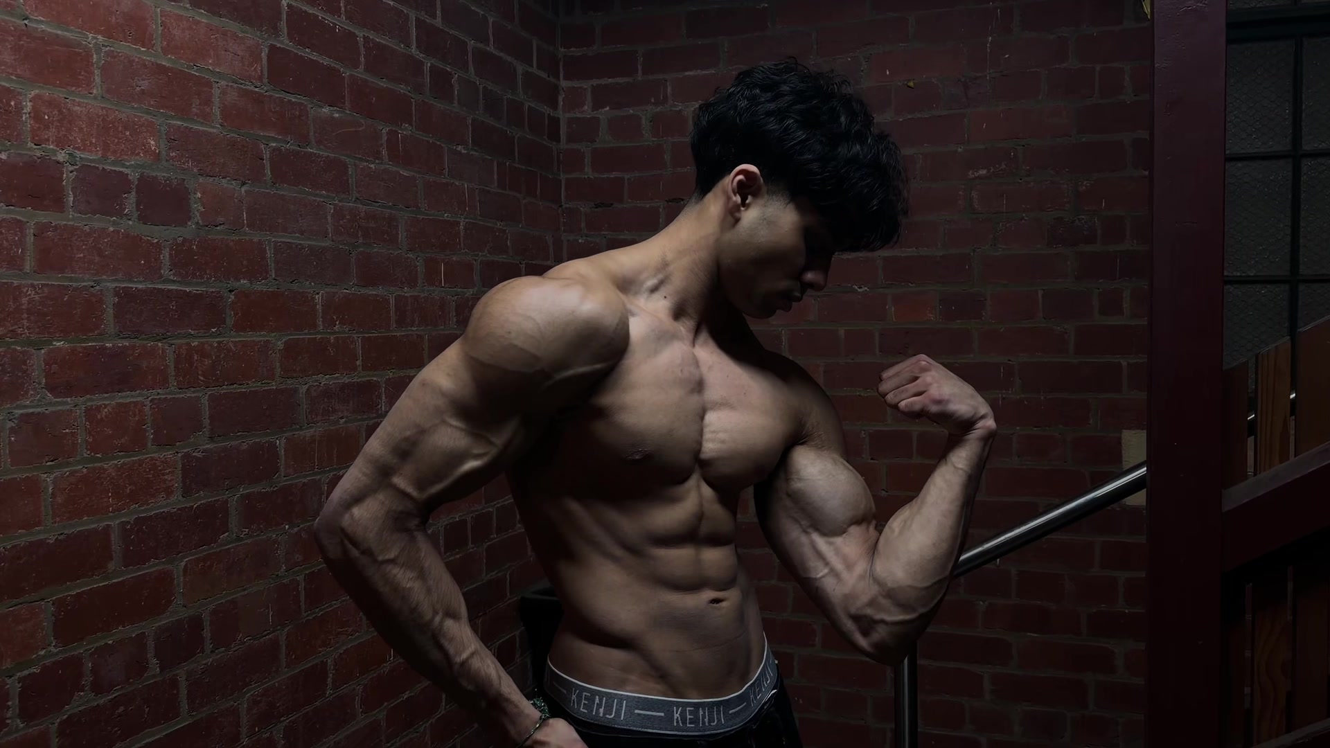 @aaryan