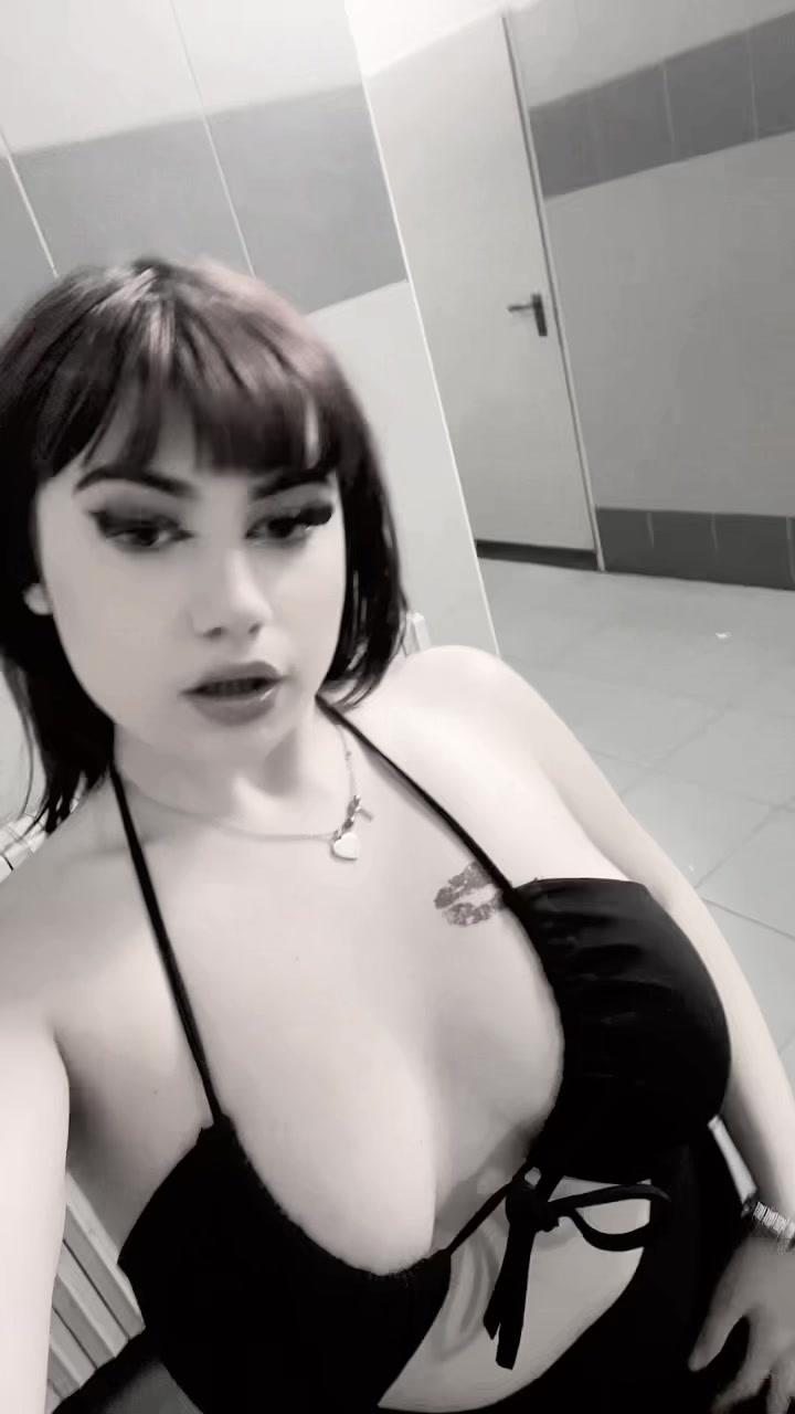 @🇹🇩☥giada☥🇷🇴