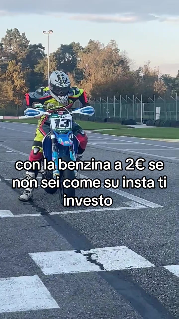 @Lorenzo Ferro