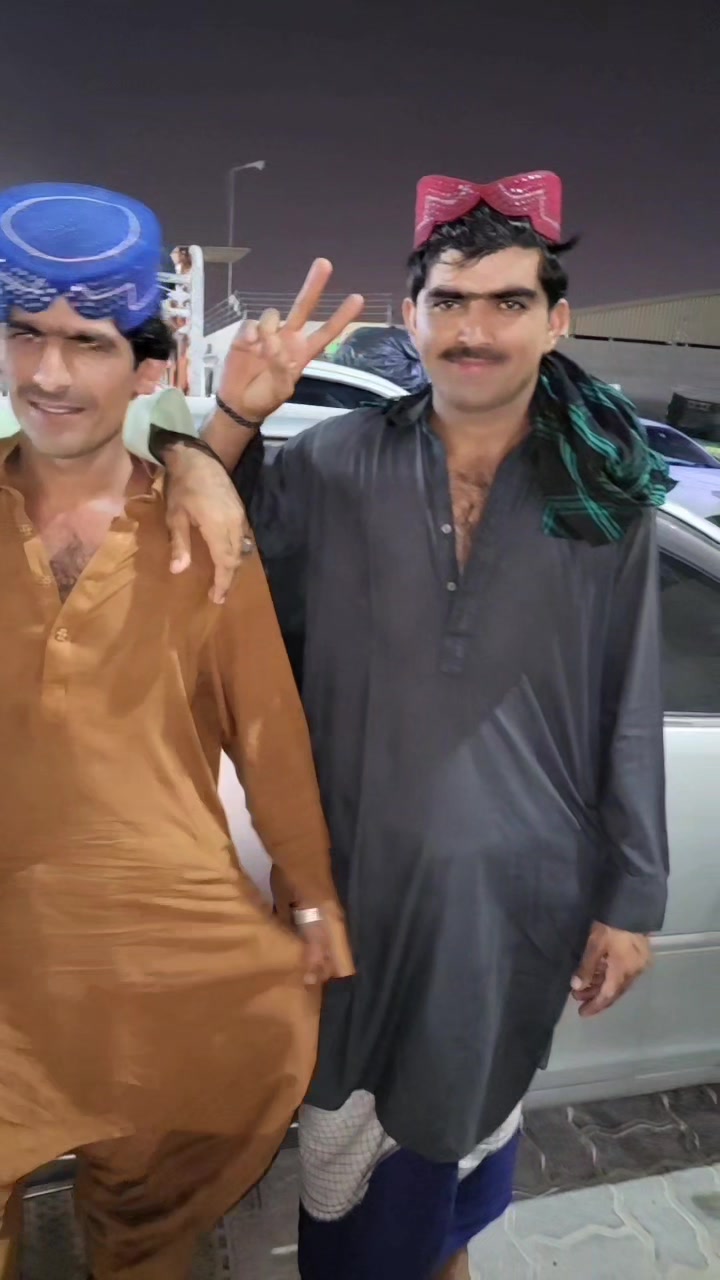 @🇦🇪✈️🇵🇰کنگ بوس سرور جکرانی