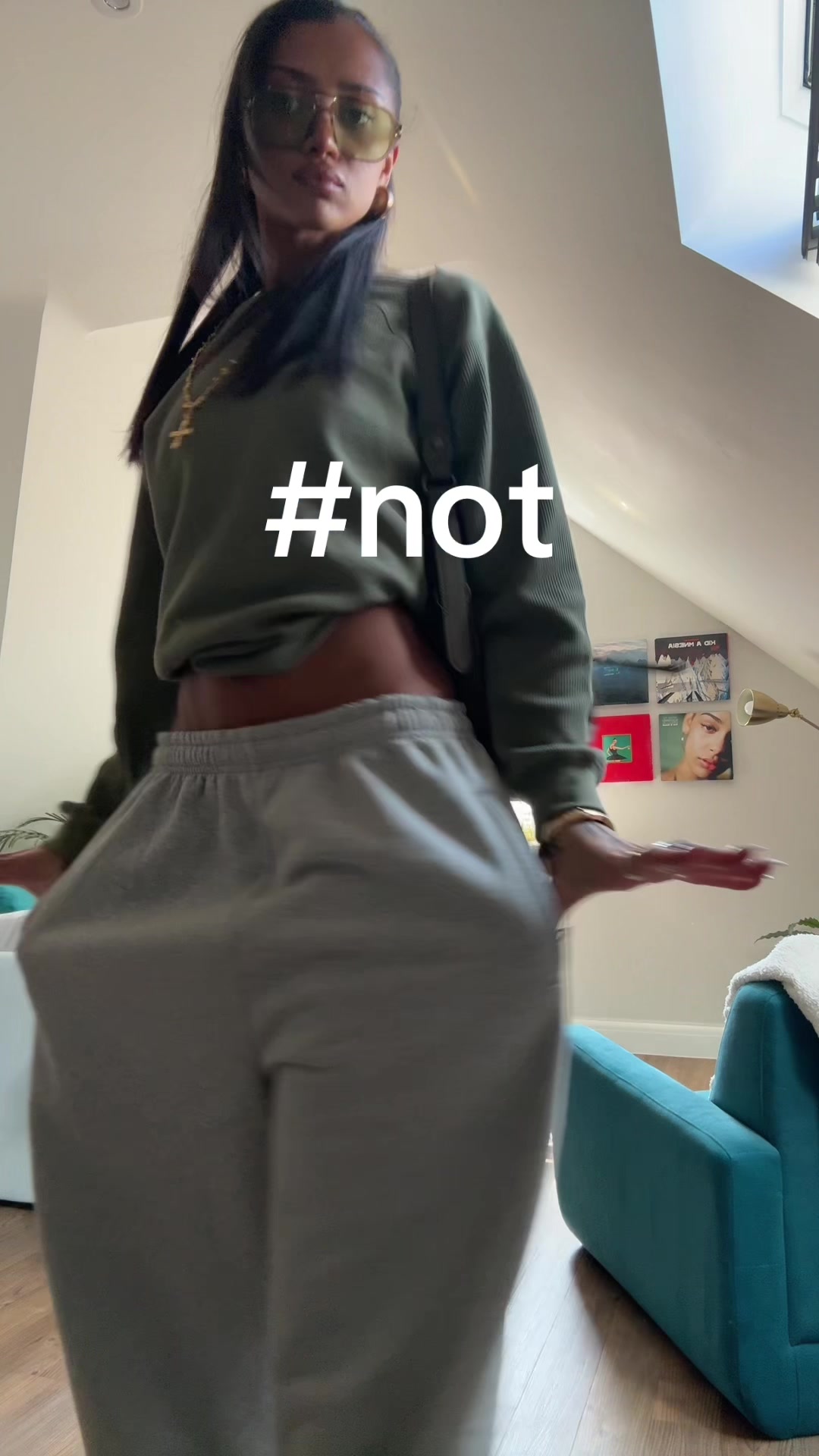 @Ell