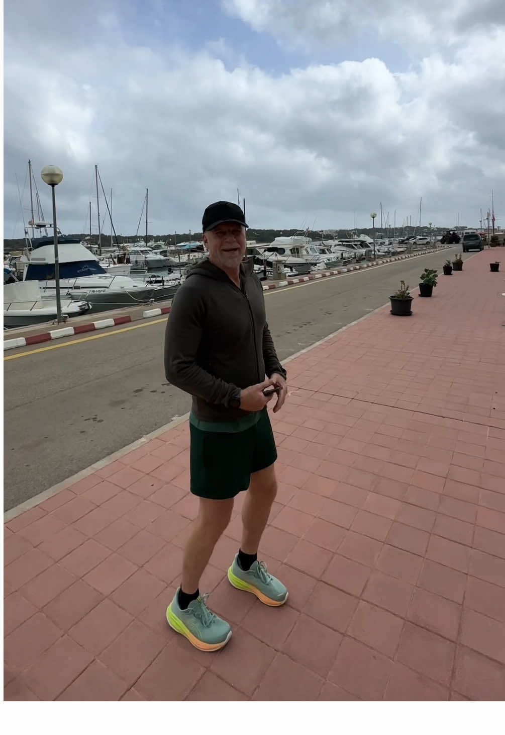 @Jánik