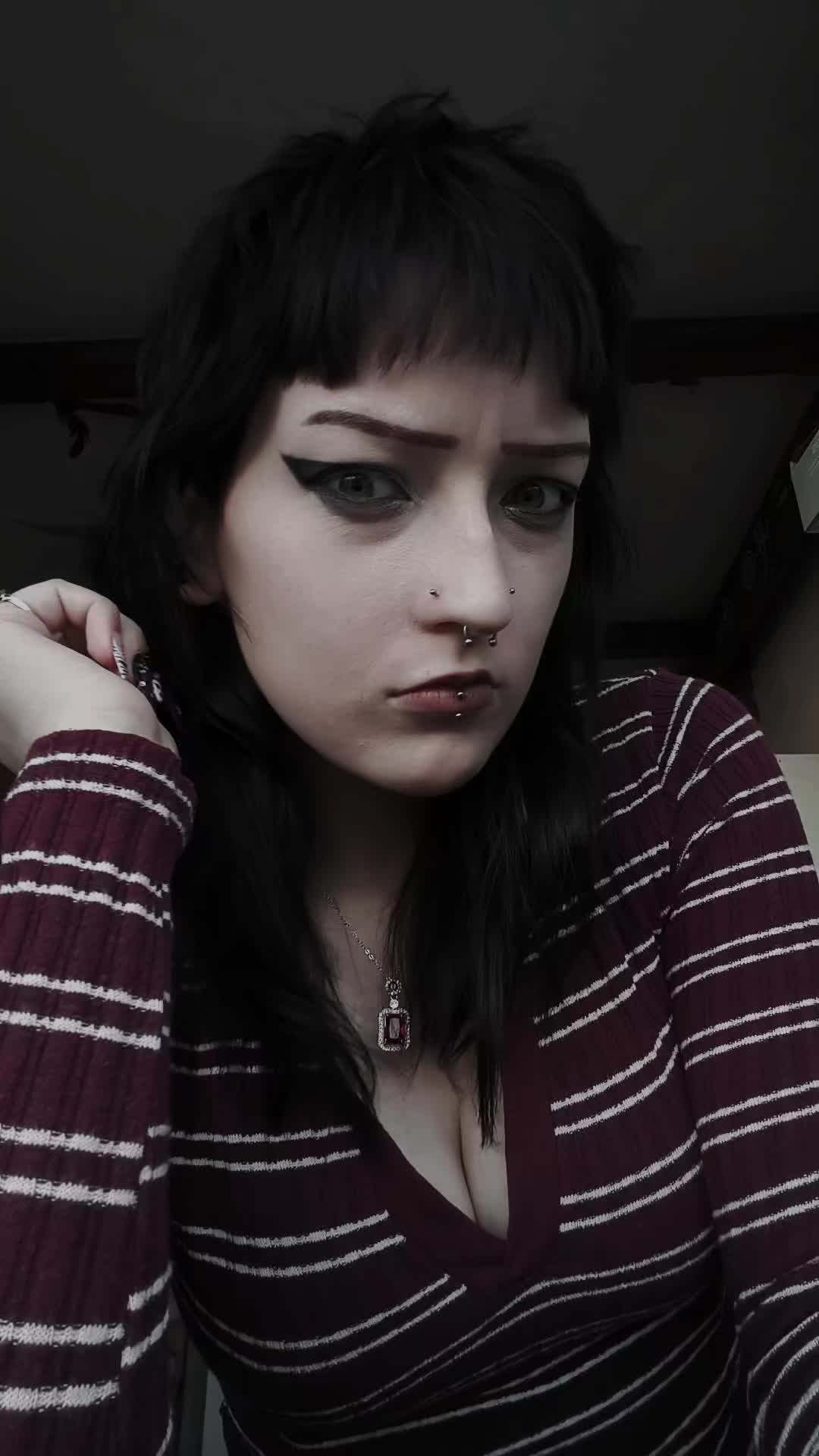 @🦇Axi🦇